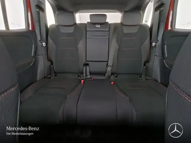 Mercedes-Benz GLB 250