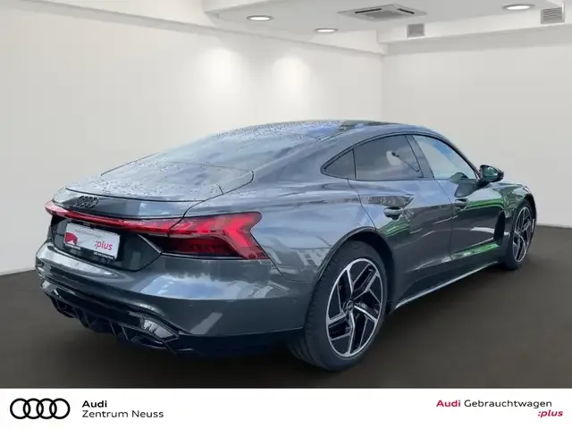 Audi e-tron GT