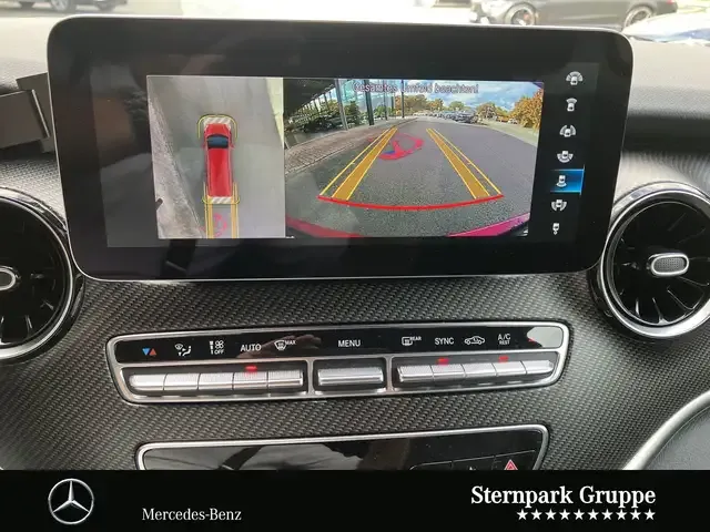 Mercedes-Benz V 250