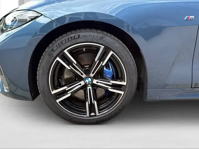 BMW 440