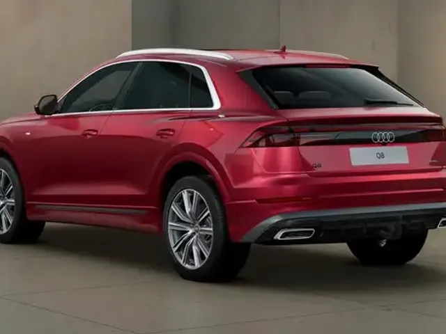 Audi Q8