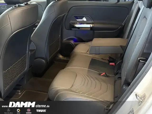 Mercedes-Benz EQB 300