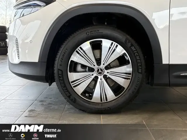 Mercedes-Benz EQB 300