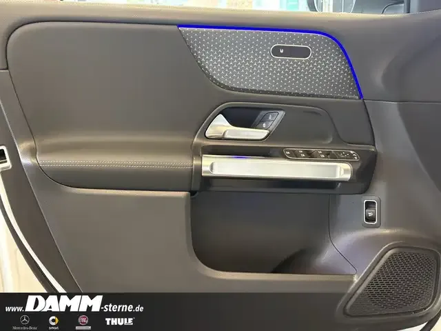 Mercedes-Benz EQB 300