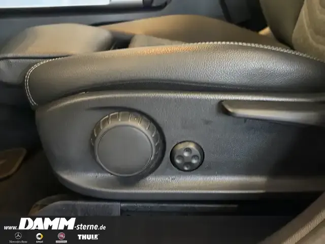 Mercedes-Benz EQB 300