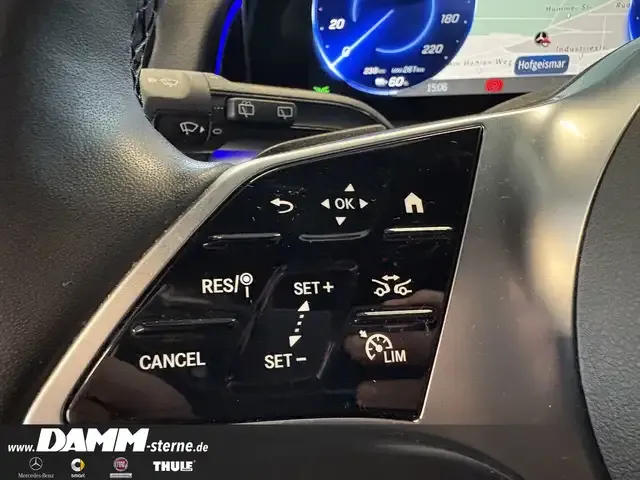 Mercedes-Benz EQB 300