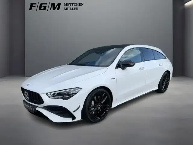 Mercedes-Benz CLA 35 AMG