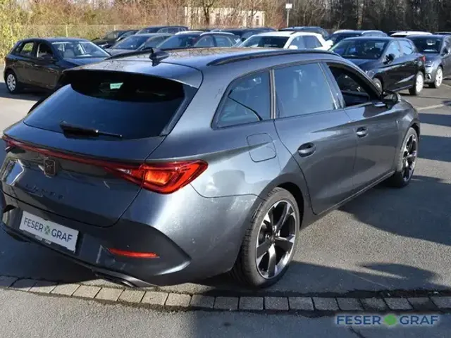 CUPRA Leon