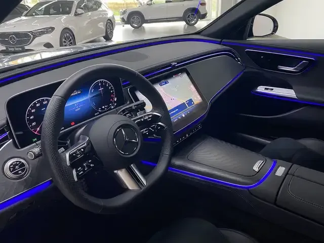 Mercedes-Benz E 300