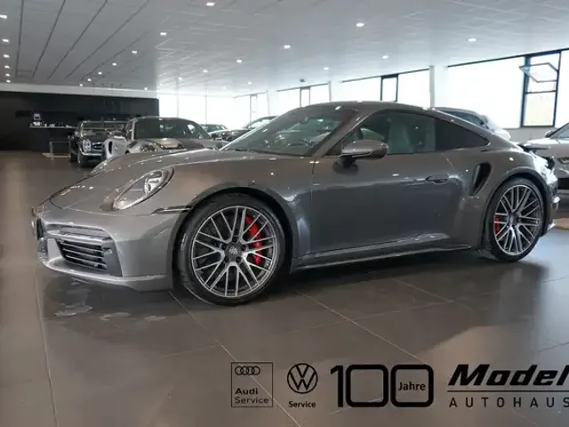 Porsche 992