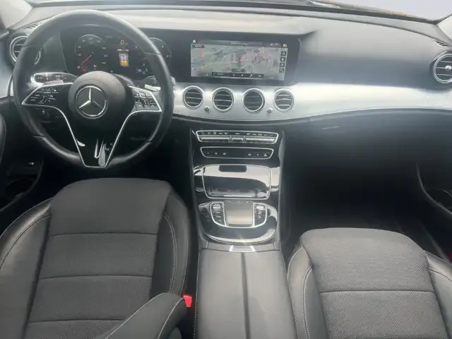 Mercedes-Benz E 400