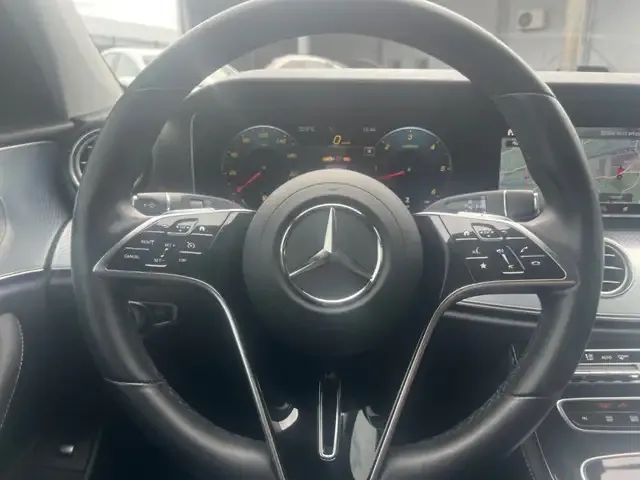 Mercedes-Benz E 400