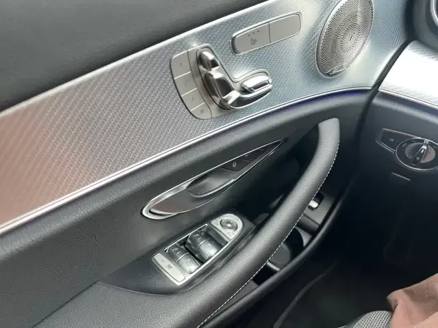 Mercedes-Benz E 400