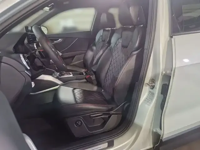 Audi SQ2