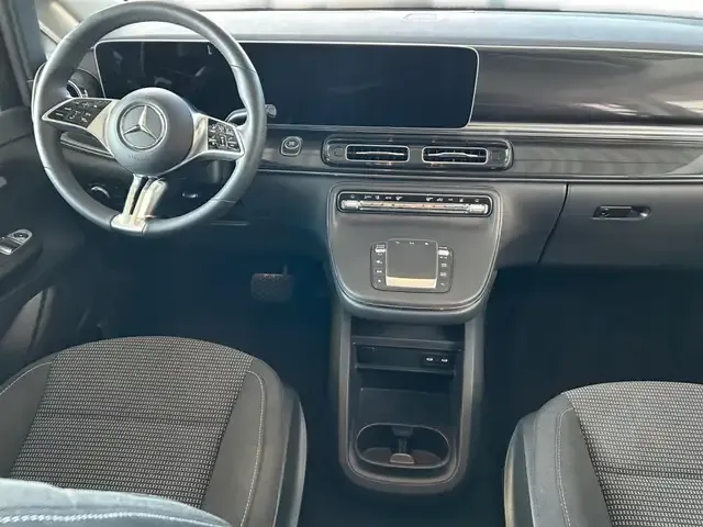 Mercedes-Benz EQV 300