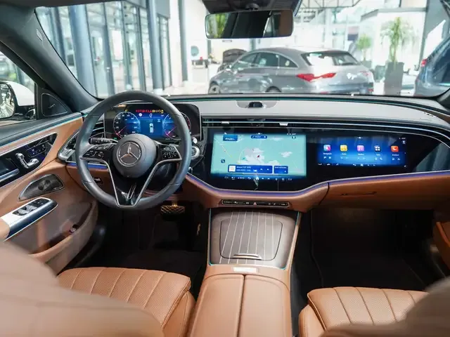 Mercedes-Benz E 220