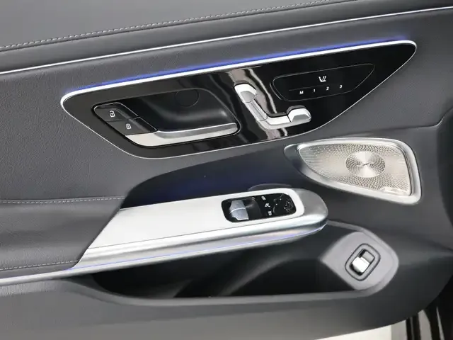 Mercedes-Benz CLE 300