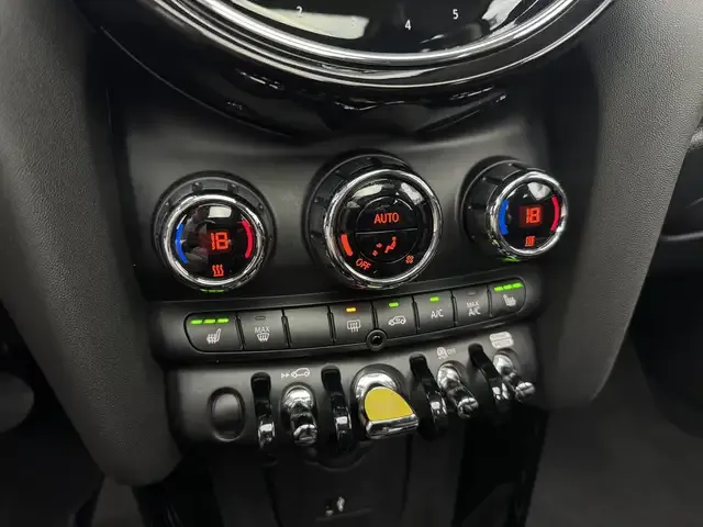 MINI Cooper SE