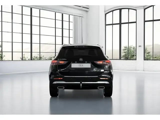 Mercedes-Benz GLA 250