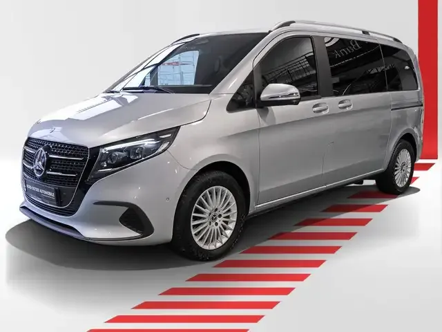 Mercedes-Benz V 220