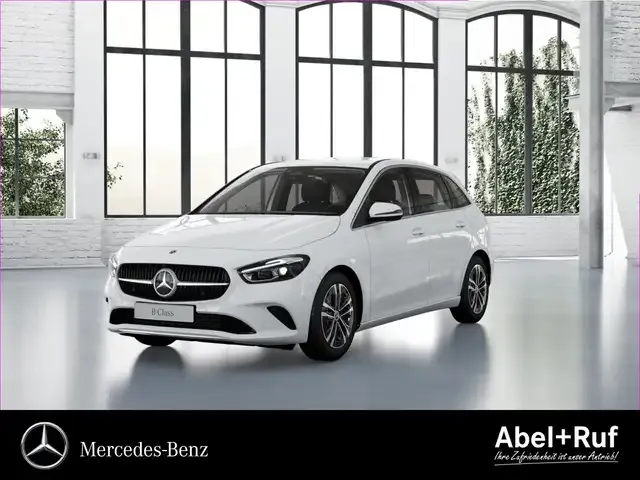 Mercedes-Benz B 220