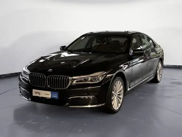 BMW 740
