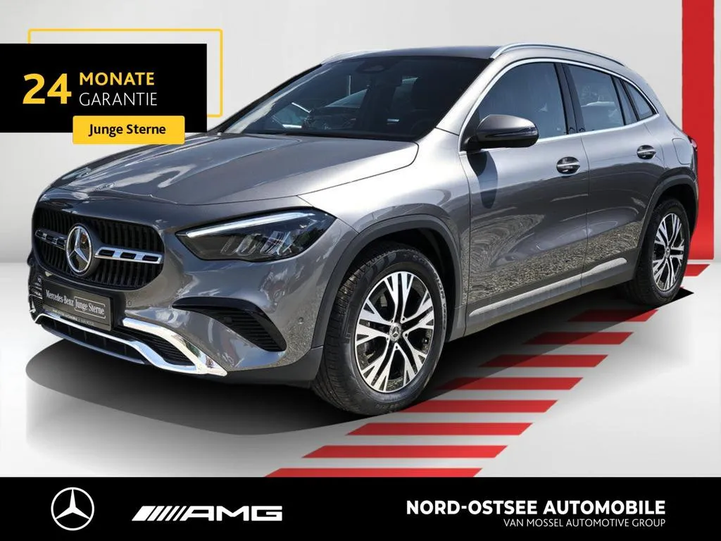 Mercedes-Benz GLA 200