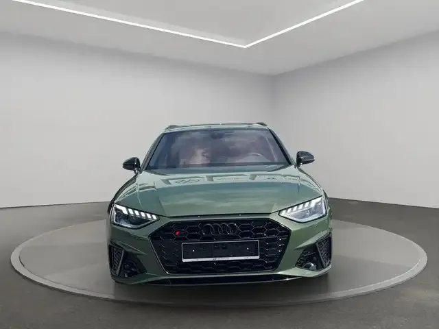 Audi S4