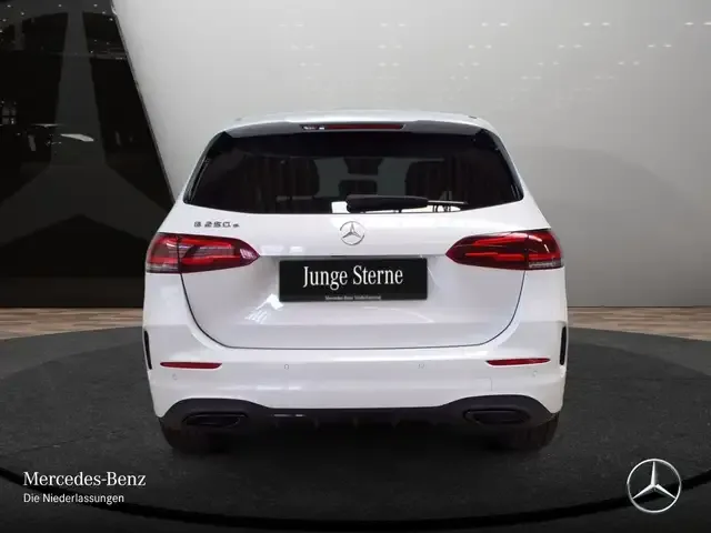 Mercedes-Benz B 250
