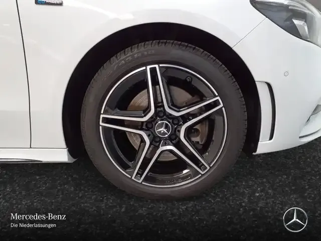 Mercedes-Benz B 250