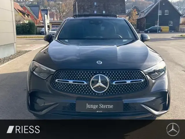Mercedes-Benz GLC 220