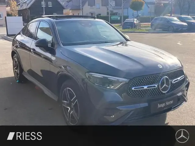 Mercedes-Benz GLC 220