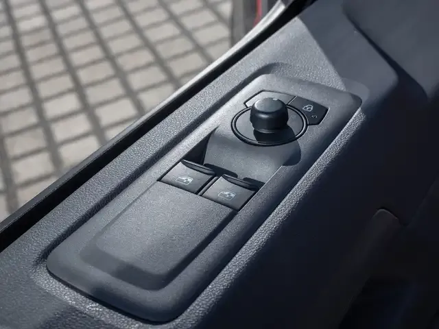 Volkswagen T7 Caravelle