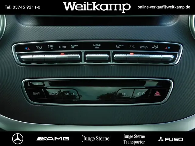 Mercedes-Benz V 220