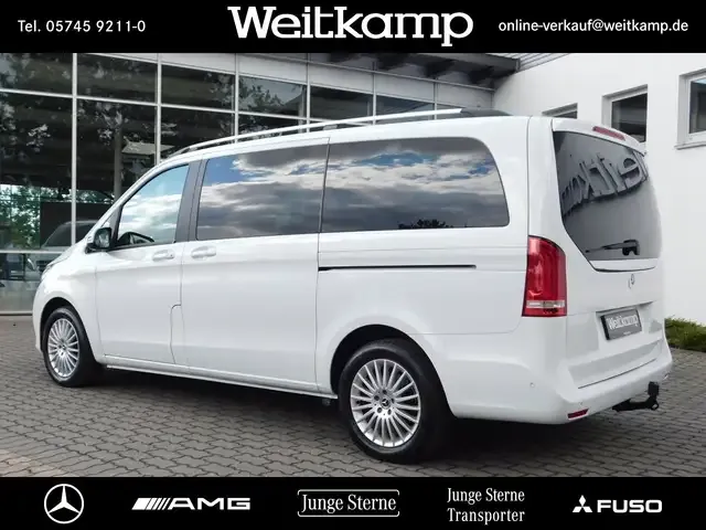Mercedes-Benz V 220