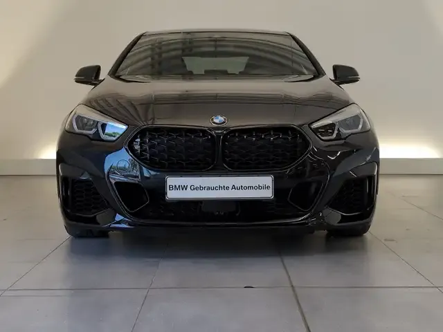 BMW 235