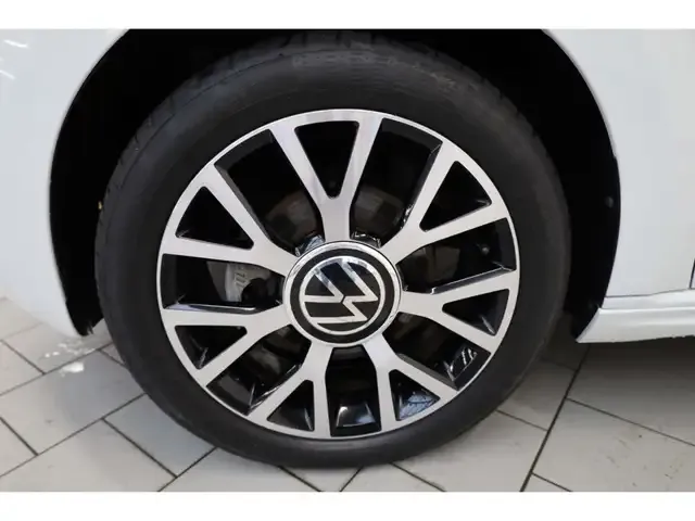 Volkswagen e-up!