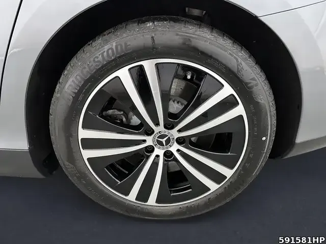 Mercedes-Benz EQE 350