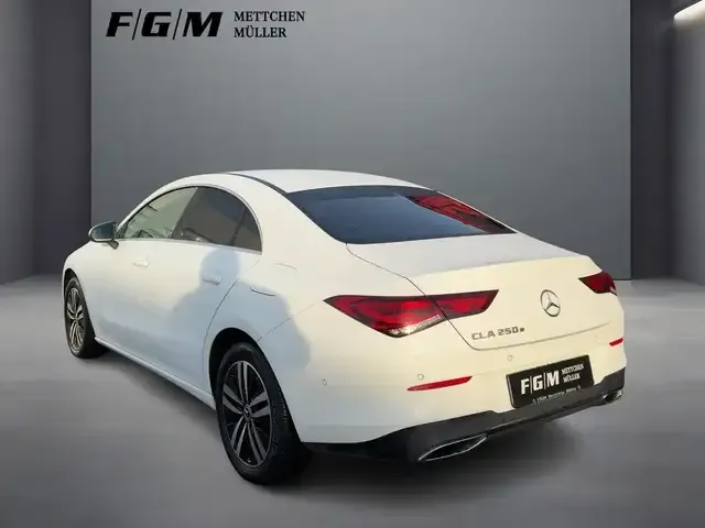 Mercedes-Benz CLA 250