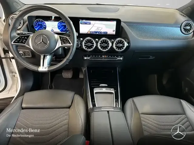 Mercedes-Benz EQA 300