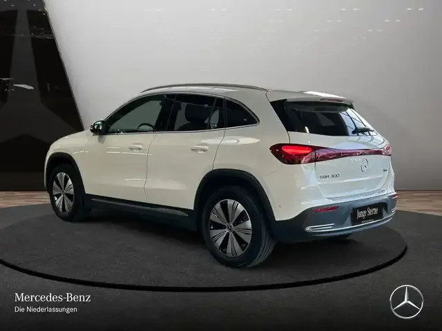 Mercedes-Benz EQA 300