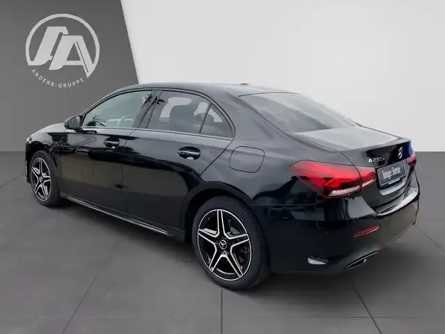 Mercedes-Benz A 250