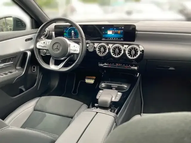 Mercedes-Benz A 250