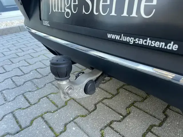 Mercedes-Benz EQC 400