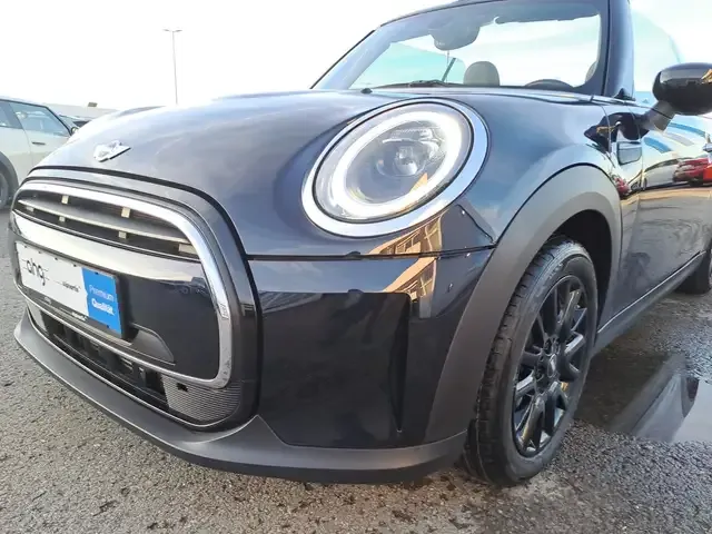 MINI Cooper Cabrio