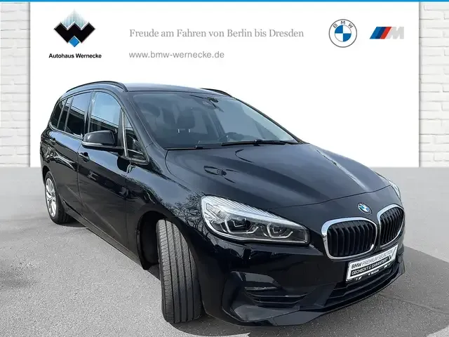 BMW 218