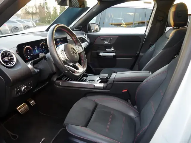 Mercedes-Benz EQB 350