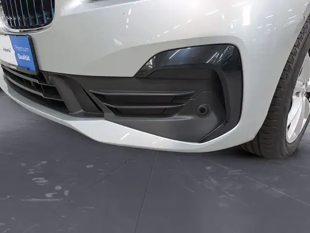 BMW 225