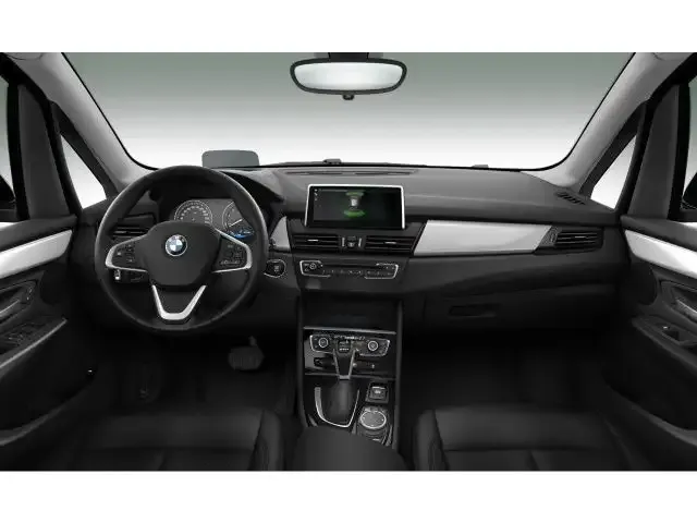 BMW 225