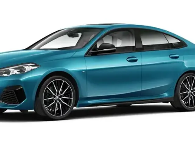 BMW 235